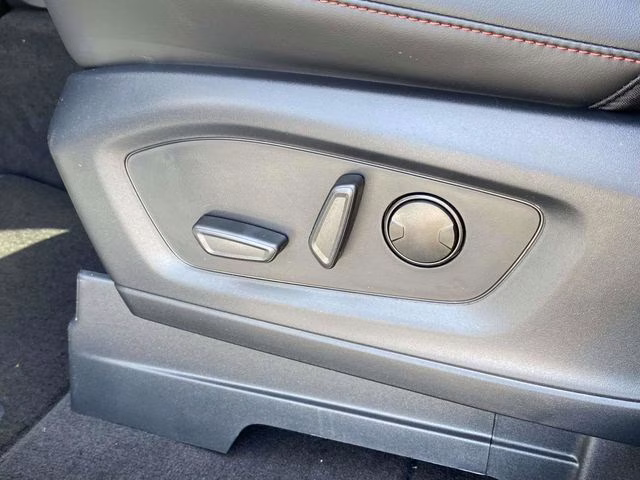 2026 White Metallic Ford Explorer ST-Line 4X4 SUV