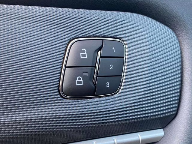 2026 White Metallic Ford Explorer ST-Line 4X4 SUV