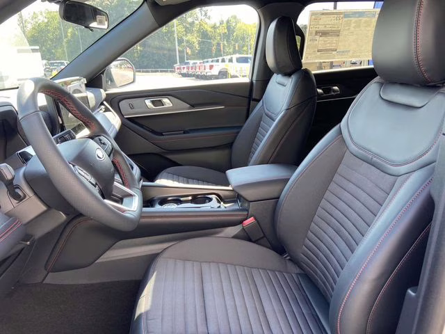 2026 Gray Metallic Ford Explorer ST-Line 4X4 SUV