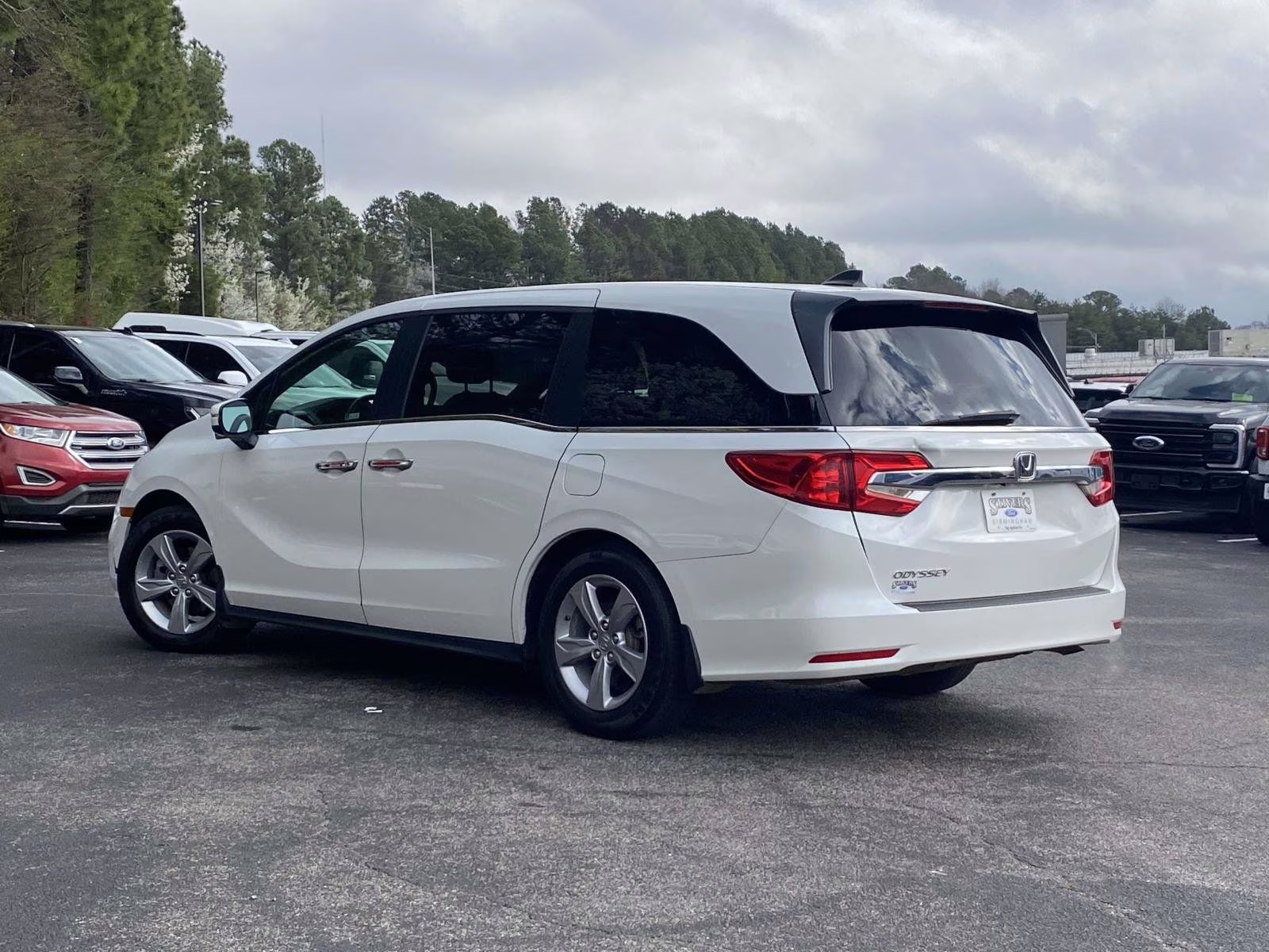 2020 White Honda Odyssey EX-L FWD Van