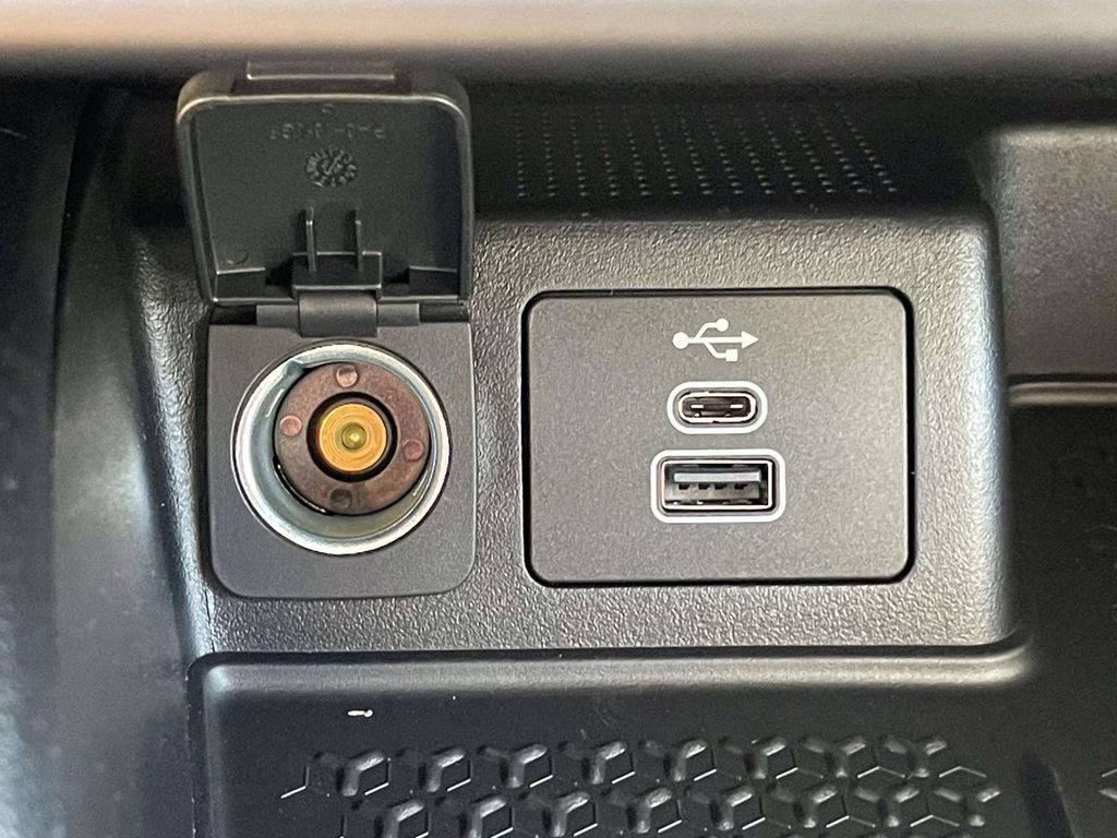 2026 Oxford White Ford Bronco Sport Outer Banks 4X4 SUV