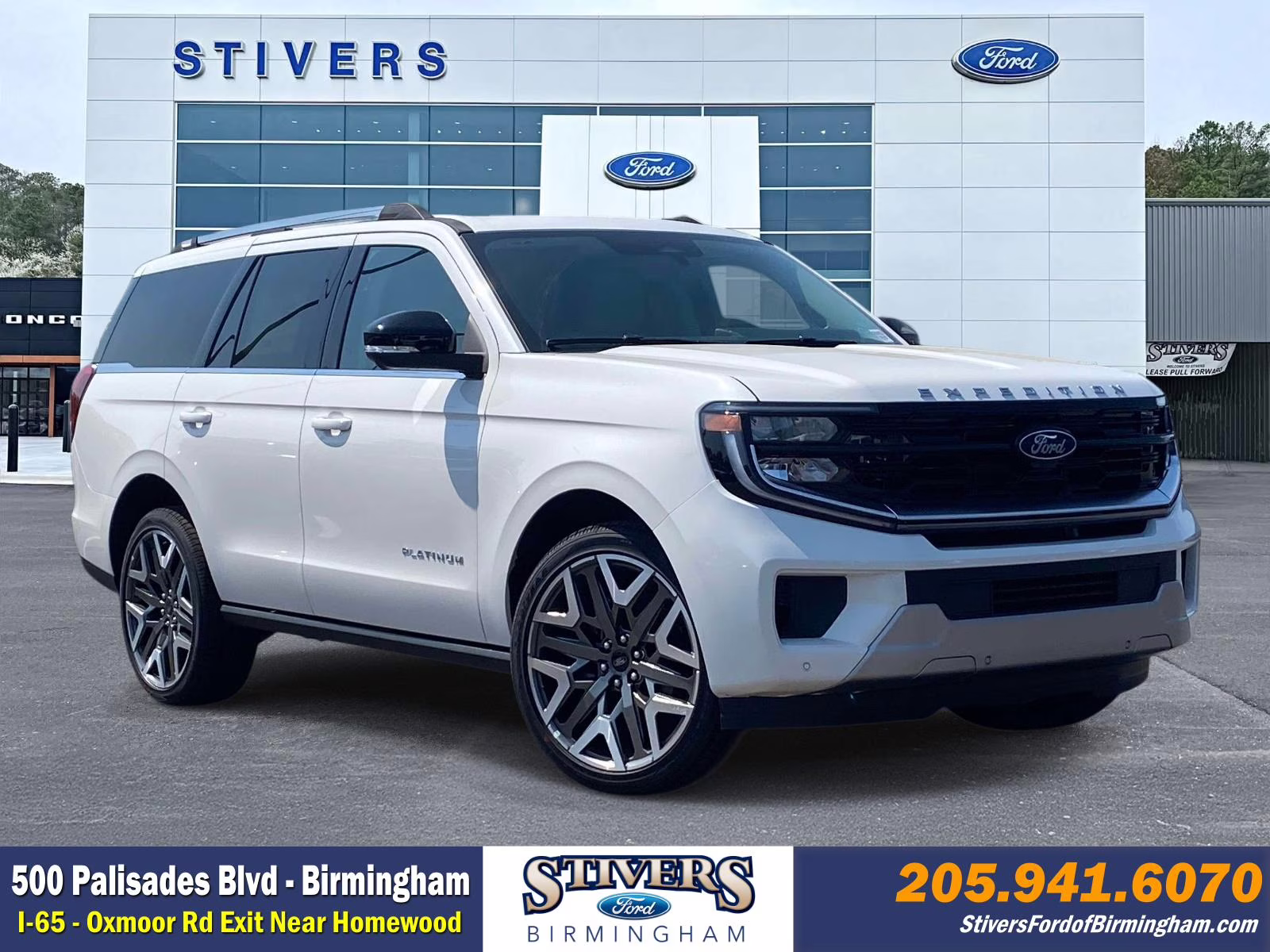2026 Star White Metallic Tri-Coat Ford Expedition Platinum 4X4 SUV