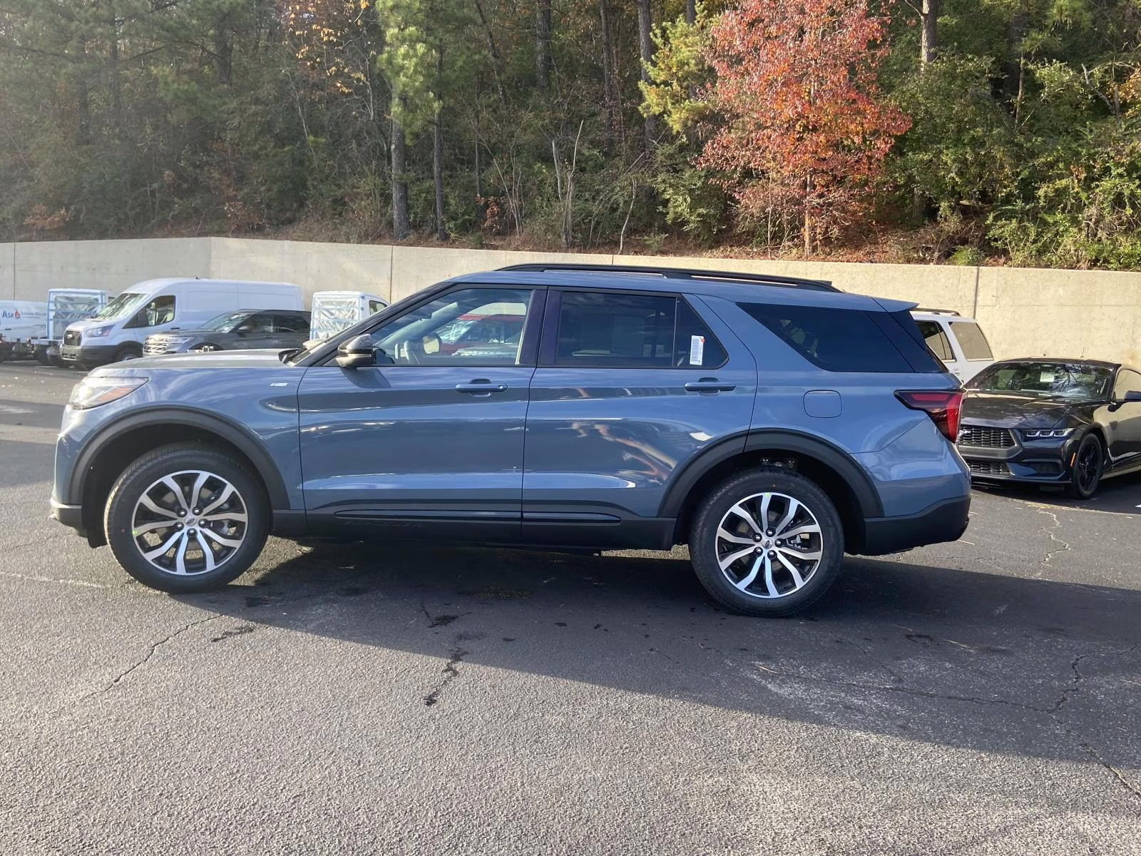 2026 Vapor Blue Ford Explorer ST-Line 4X4 SUV