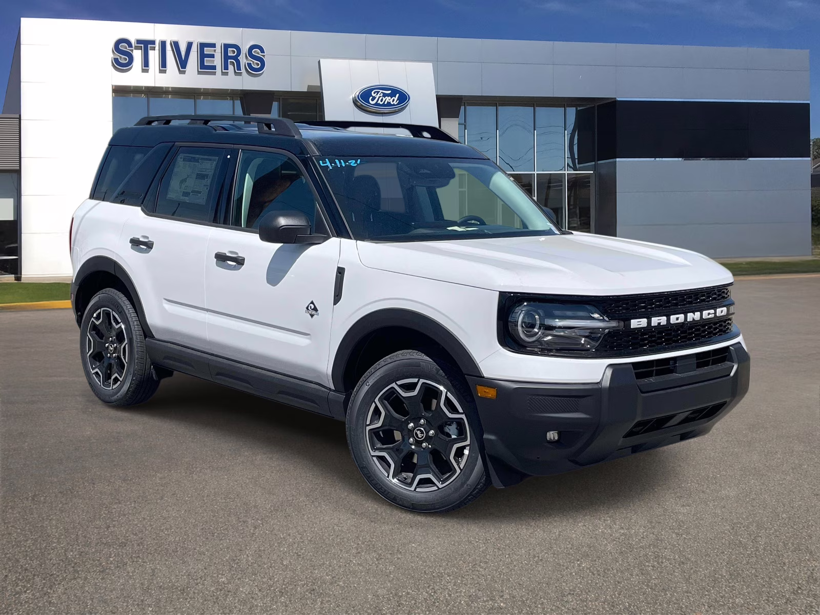 2026 Oxford White Ford Bronco Sport Outer Banks 4X4 SUV