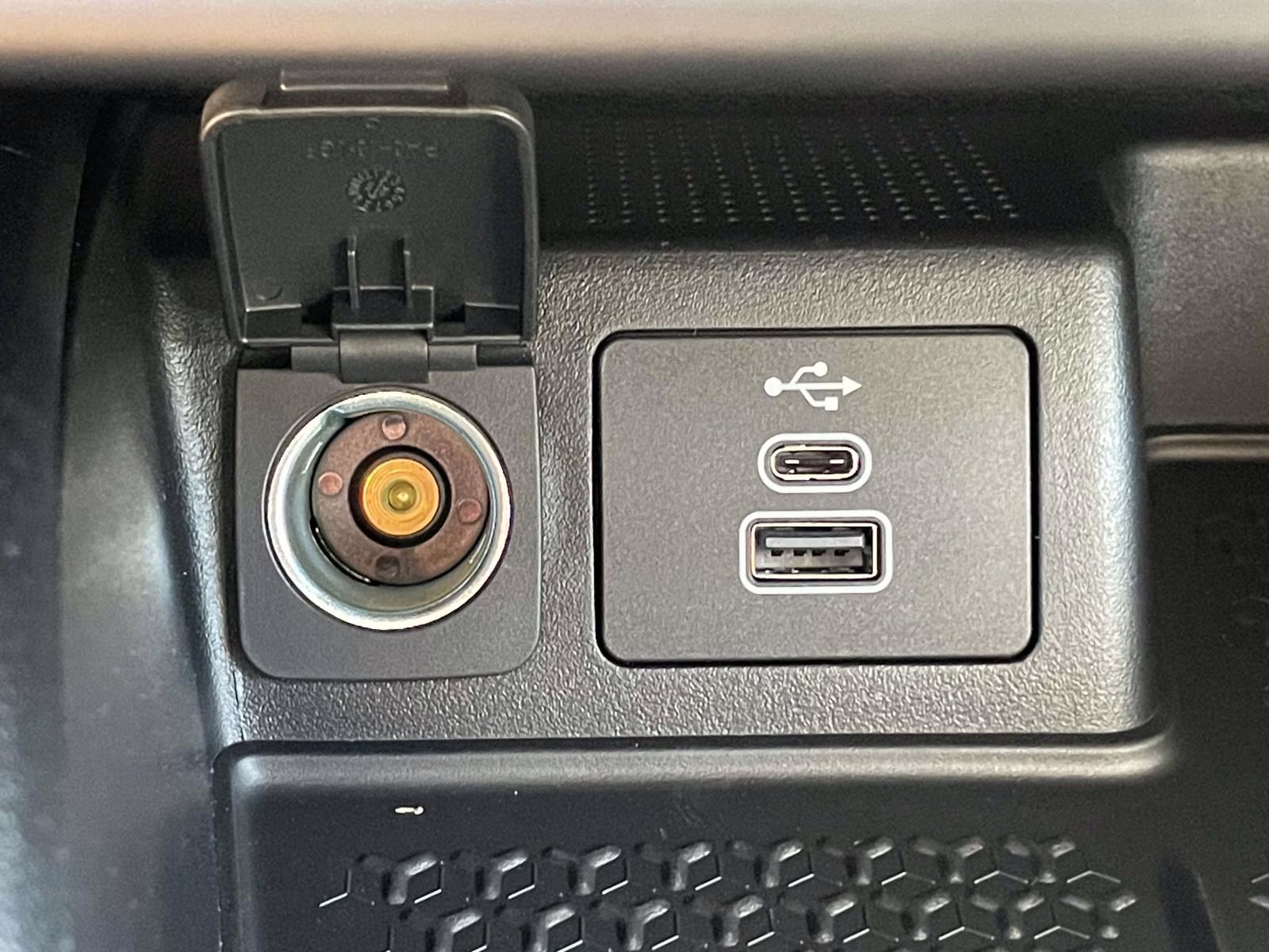 2026 Oxford White Ford Bronco Sport Outer Banks 4X4 SUV