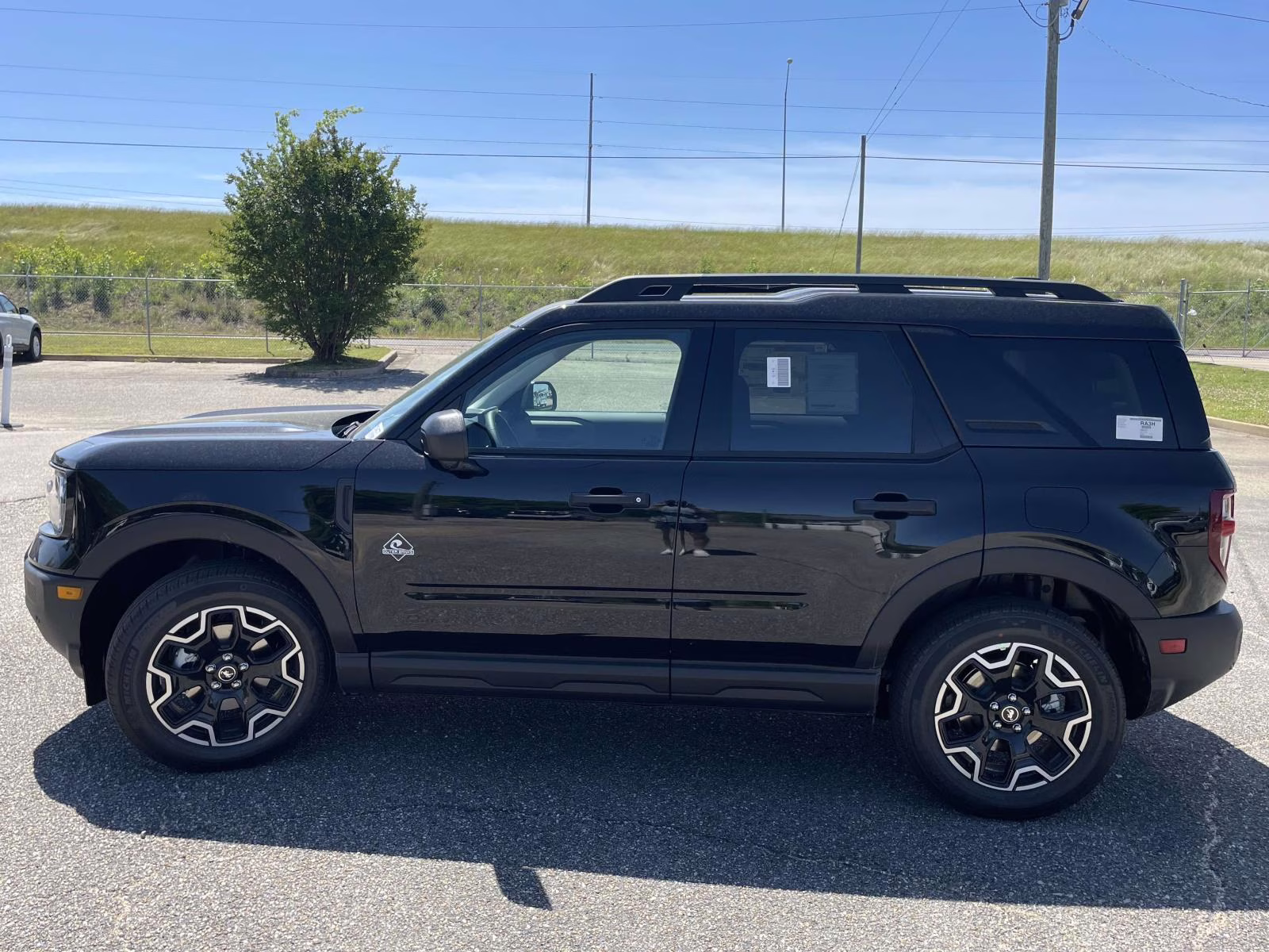 2026 Shadow Black Ford Bronco Sport Outer Banks 4X4 SUV