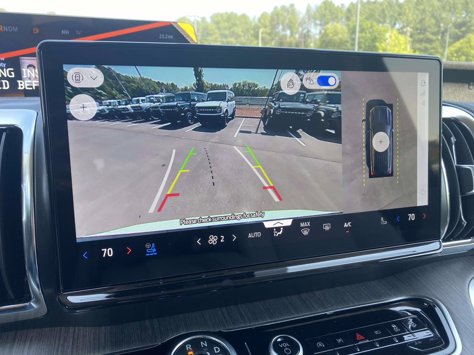 2026 Star White Metallic Tri-Coat Ford Expedition Platinum 4X4 SUV