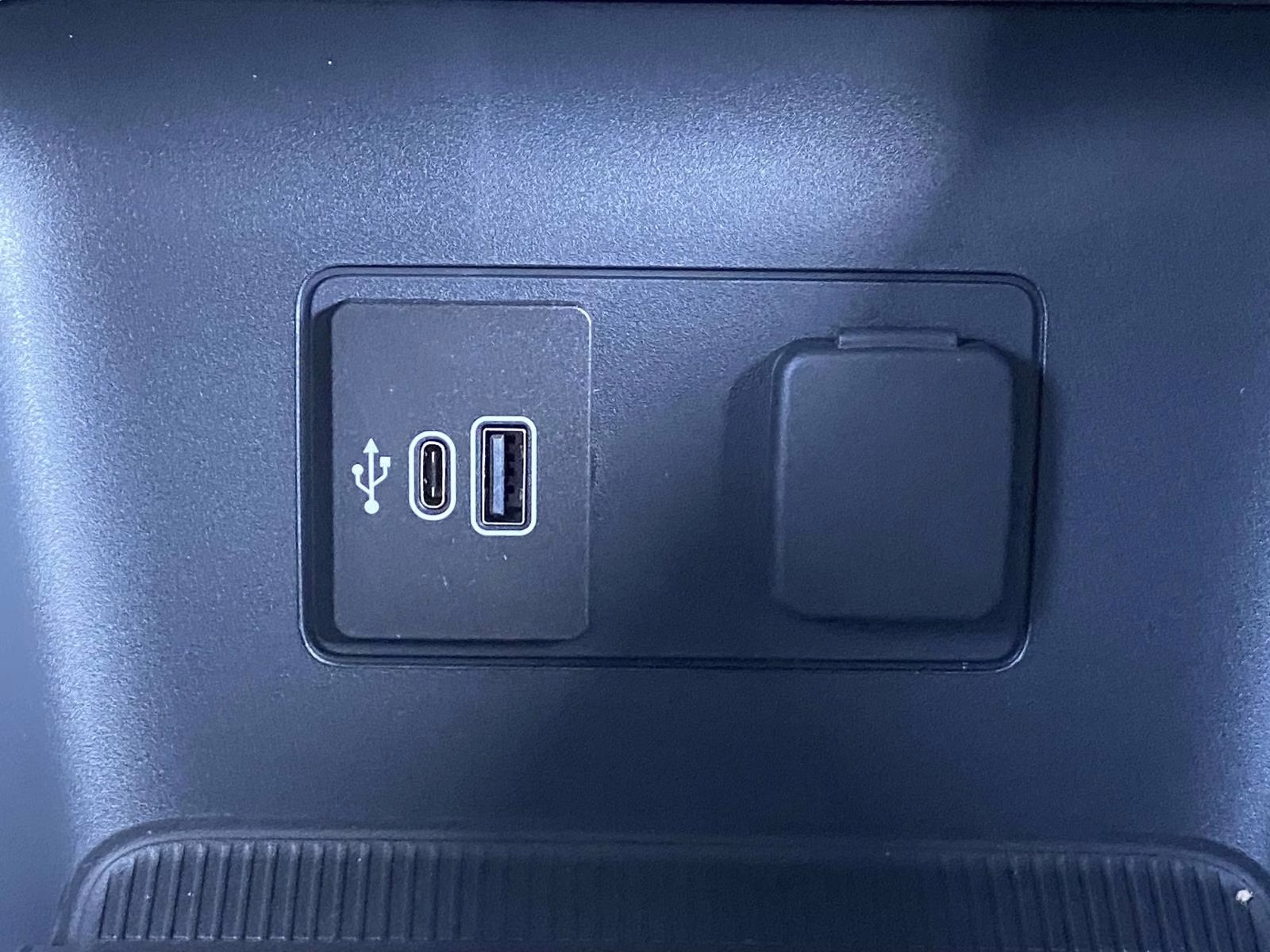 2026 Agate Black Metallic Ford Explorer ST-Line 4X4 SUV