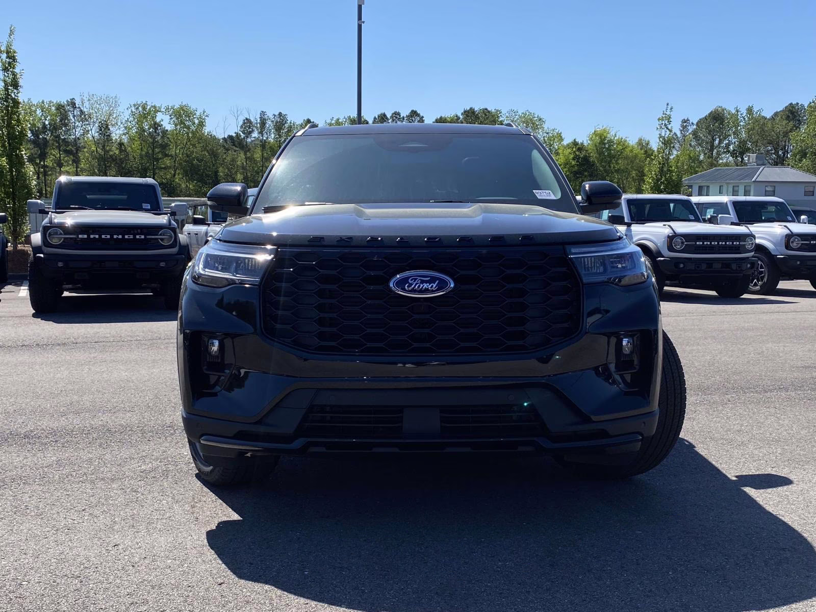 2026 Agate Black Metallic Ford Explorer ST-Line 4X4 SUV