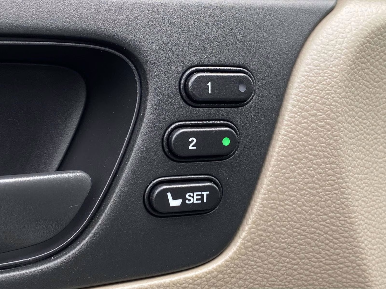 2020 White Honda Odyssey EX-L FWD Van