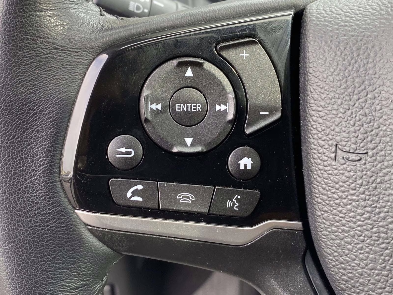 2020 White Honda Odyssey EX-L FWD Van