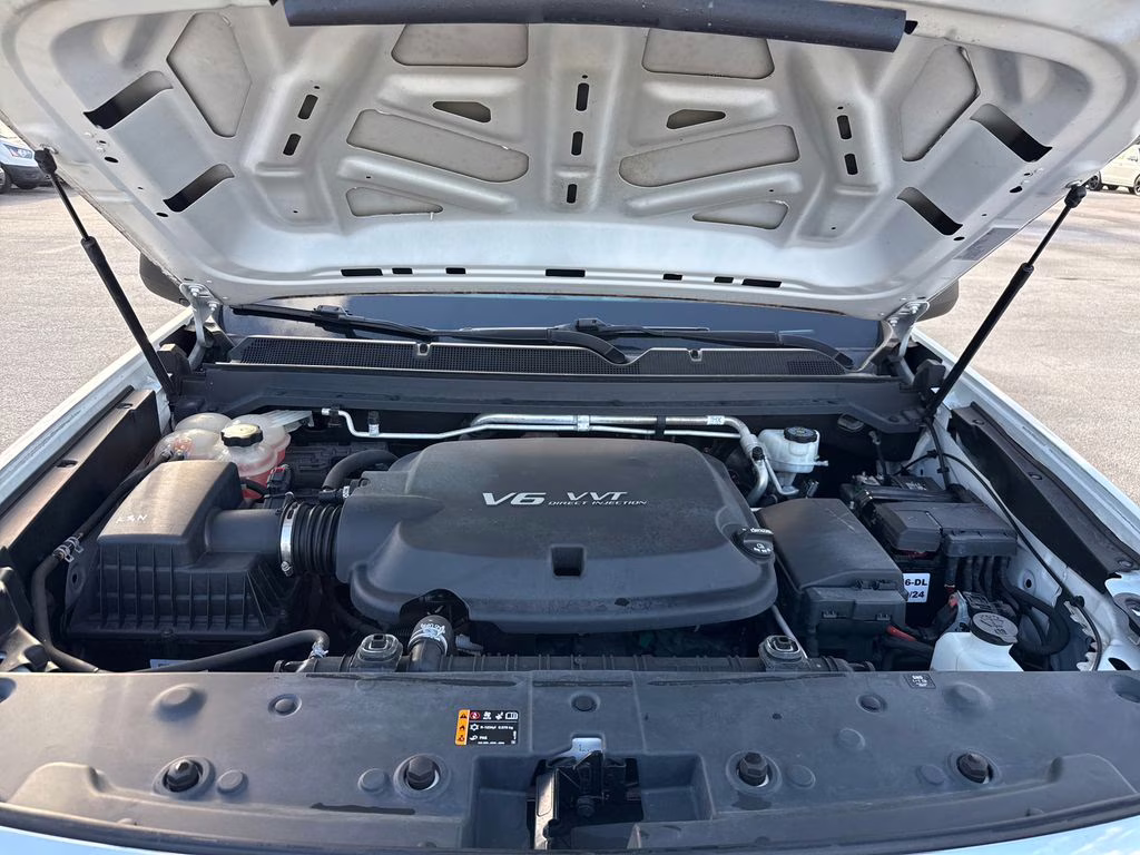 2018 Summit White GMC Canyon Base RWD Truck