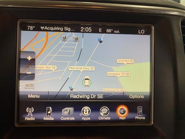 2015 Brilliant Black Crystal Pearlcoat Jeep Grand Cherokee Limited 4X4 SUV