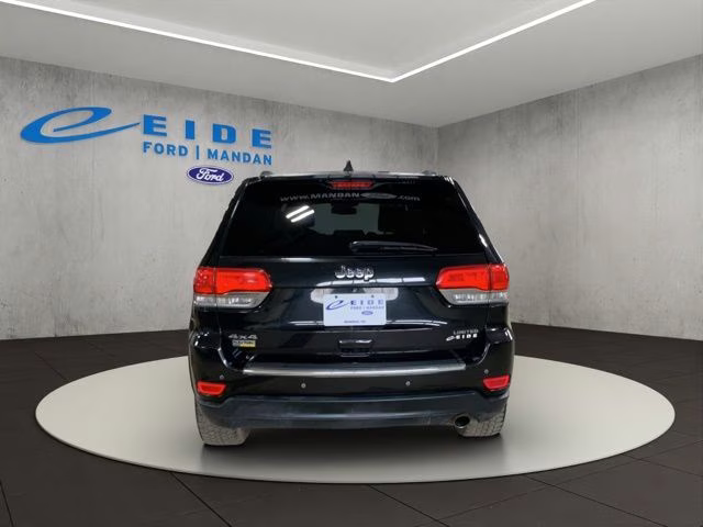 2015 Brilliant Black Crystal Pearlcoat Jeep Grand Cherokee Limited 4X4 SUV