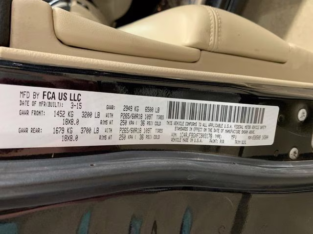 2015 Brilliant Black Crystal Pearlcoat Jeep Grand Cherokee Limited 4X4 SUV