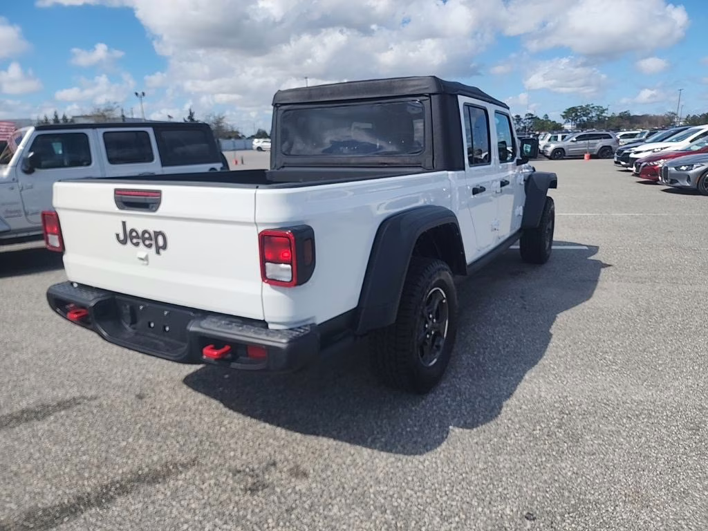 2022 Bright White Clearcoat Jeep Gladiator Rubicon 4X4 Truck