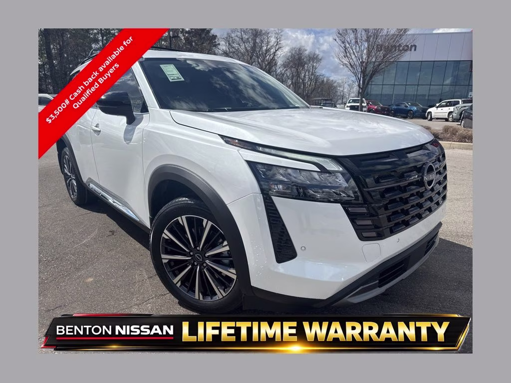 2026 Everest White Pearl Tricoat Nissan Pathfinder Platinum 4X4 SUV