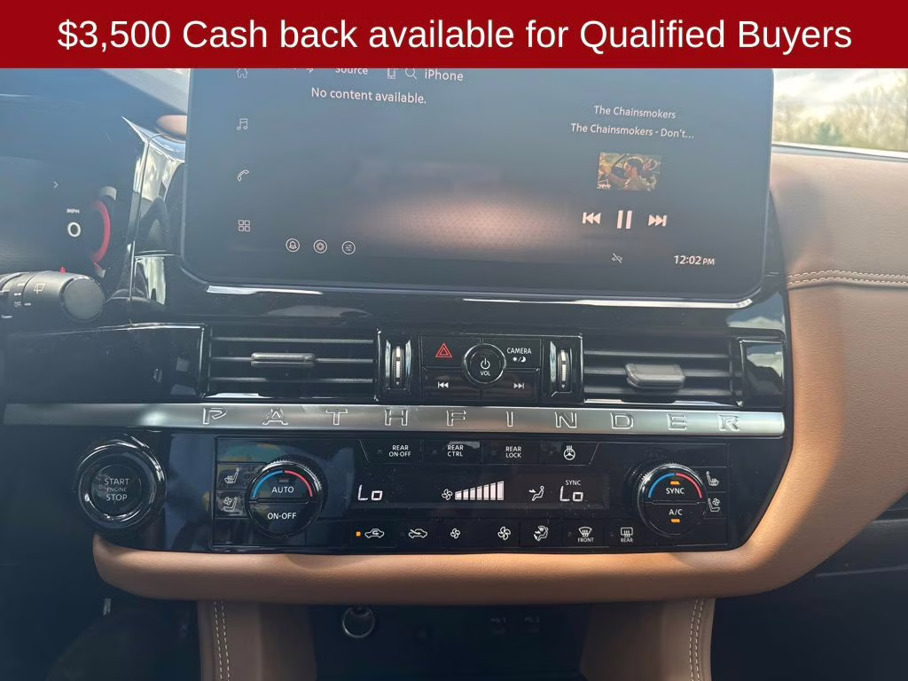 2026 Everest White Pearl Tricoat Nissan Pathfinder Platinum 4X4 SUV