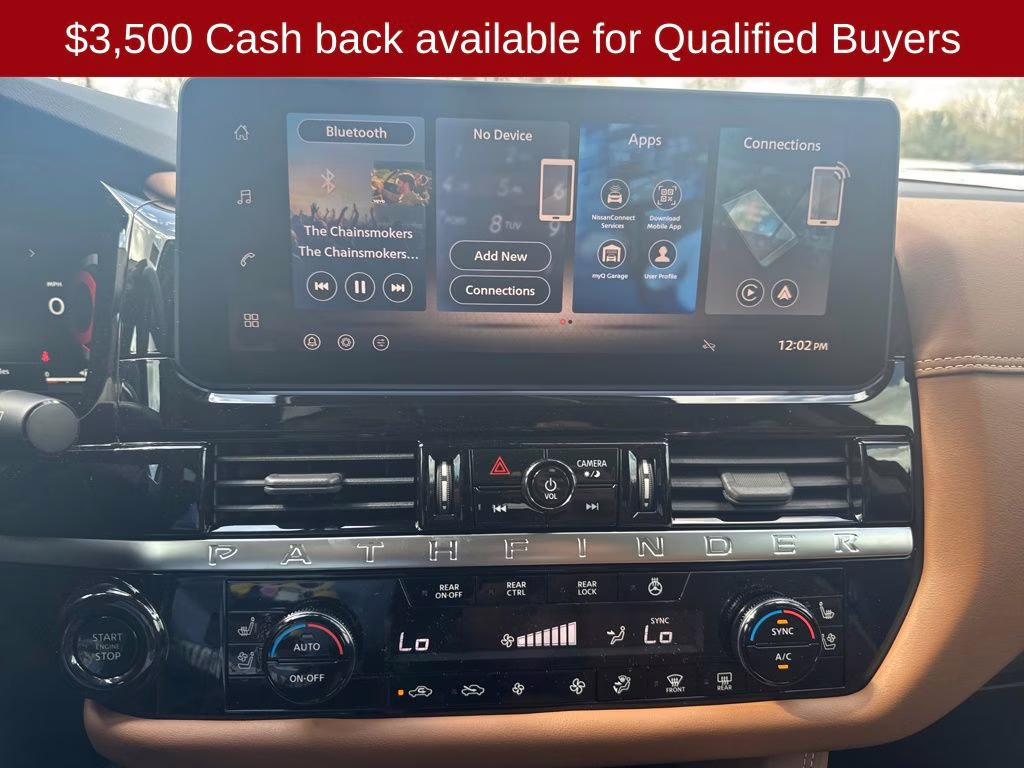 2026 Everest White Pearl Tricoat Nissan Pathfinder Platinum 4X4 SUV