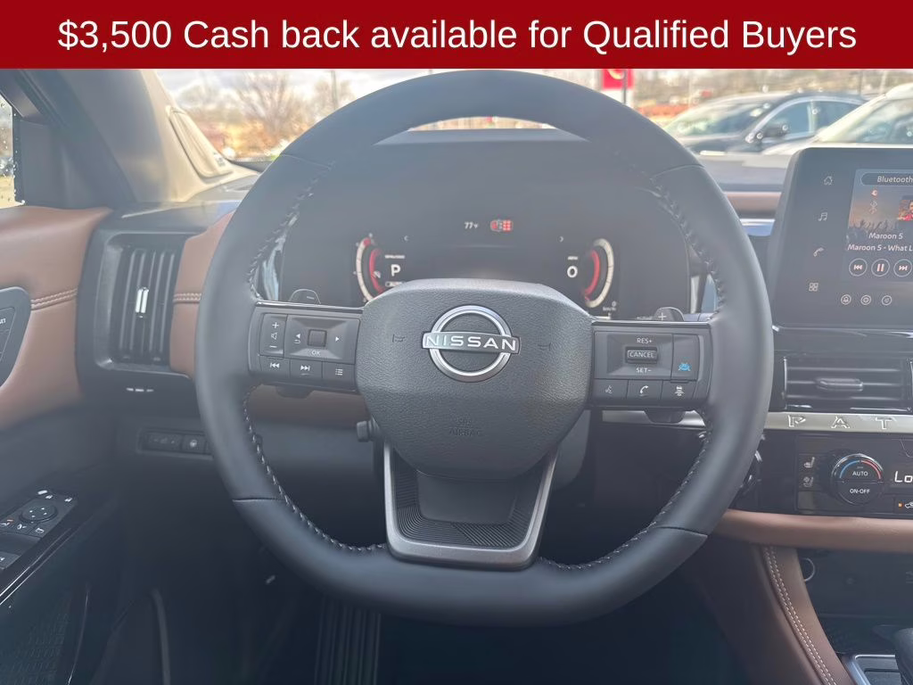 2026 Everest White Pearl Tricoat Nissan Pathfinder Platinum 4X4 SUV