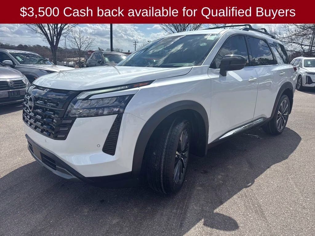 2026 Everest White Pearl Tricoat Nissan Pathfinder Platinum 4X4 SUV