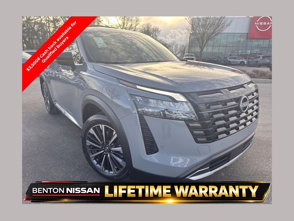 2026 Boulder Gray Pearl Nissan Pathfinder Platinum FWD SUV
