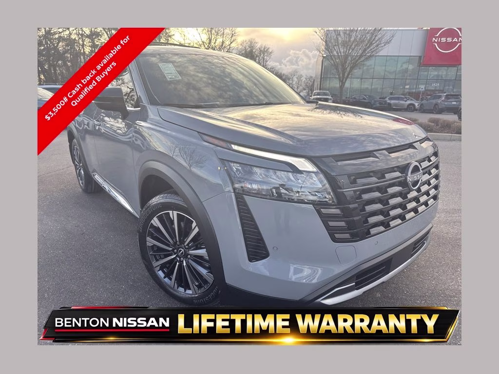 2026 Boulder Gray Pearl Nissan Pathfinder Platinum FWD SUV