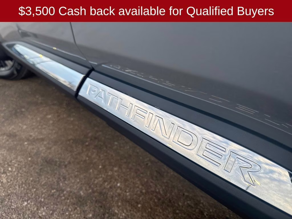 2026 Boulder Gray Pearl Nissan Pathfinder Platinum FWD SUV