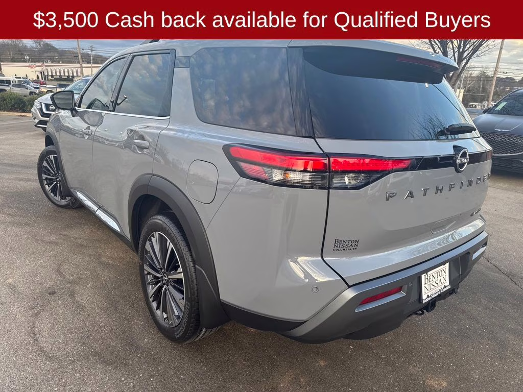 2026 Boulder Gray Pearl Nissan Pathfinder Platinum FWD SUV