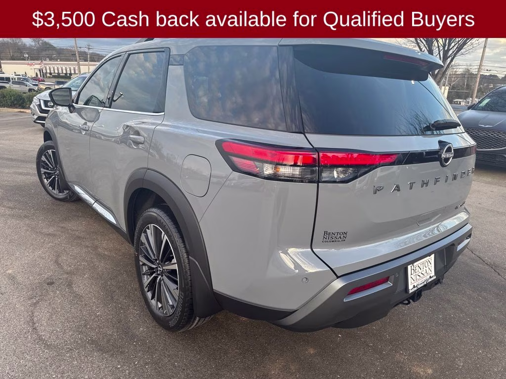2026 Boulder Gray Pearl Nissan Pathfinder Platinum FWD SUV