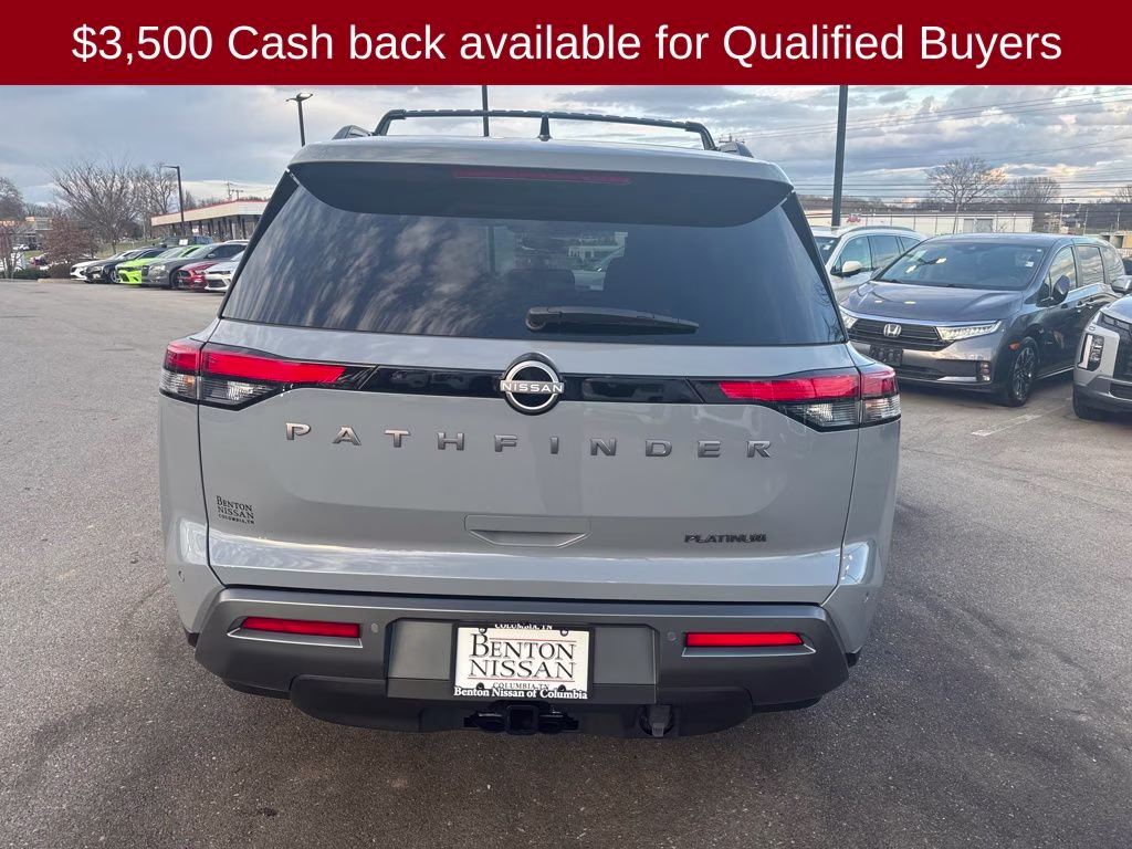 2026 Boulder Gray Pearl Nissan Pathfinder Platinum FWD SUV