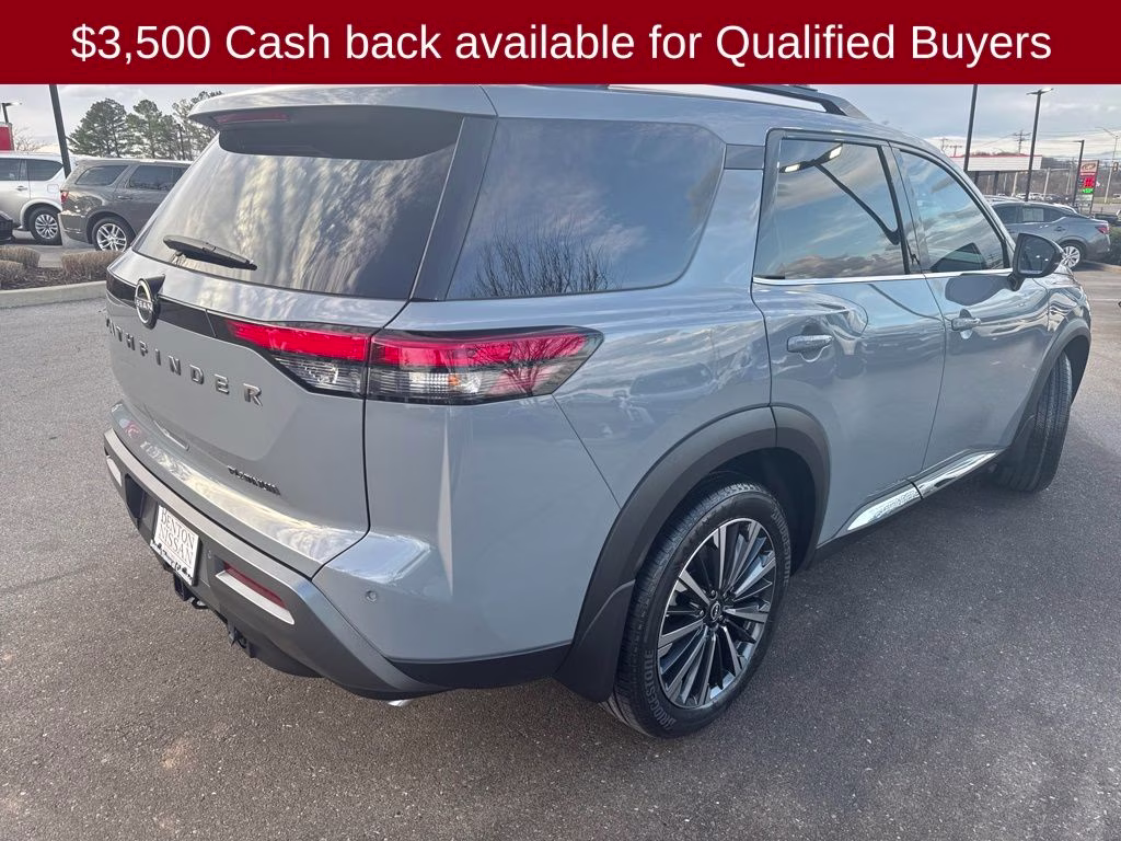 2026 Boulder Gray Pearl Nissan Pathfinder Platinum FWD SUV