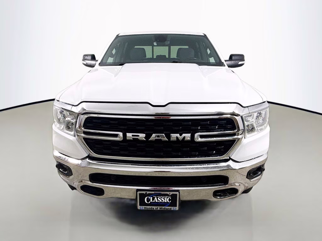 2022 Bright White Clearcoat Ram 1500 Big Horn/Lone Star 4X4 Truck