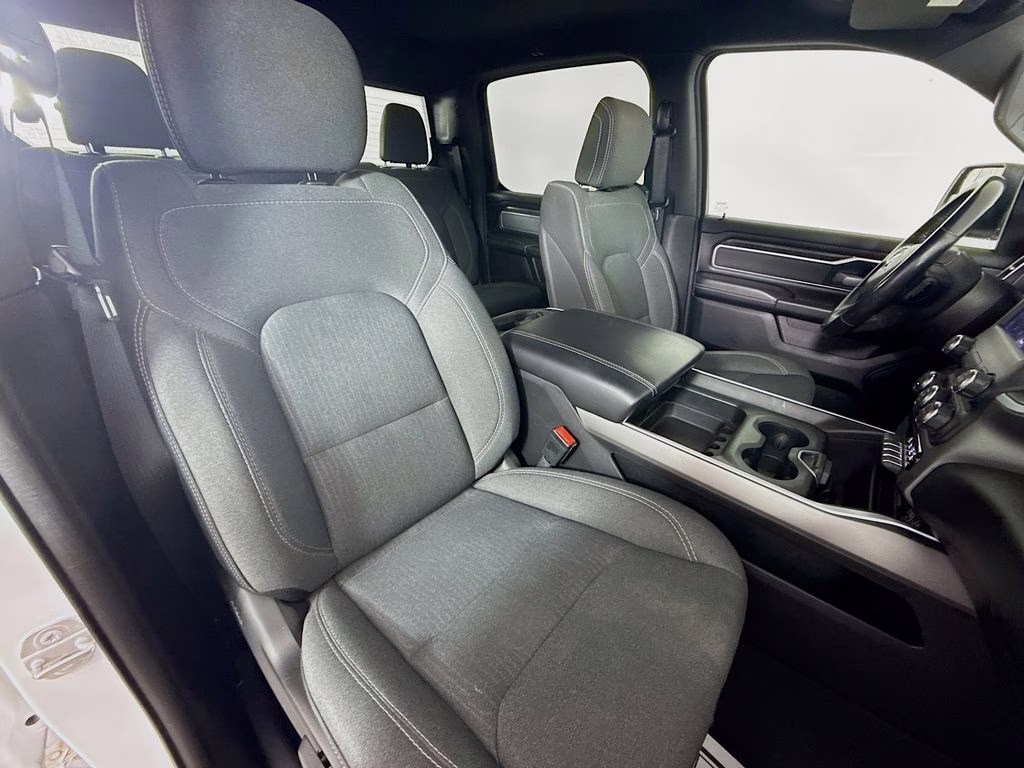 2022 Bright White Clearcoat Ram 1500 Big Horn/Lone Star 4X4 Truck