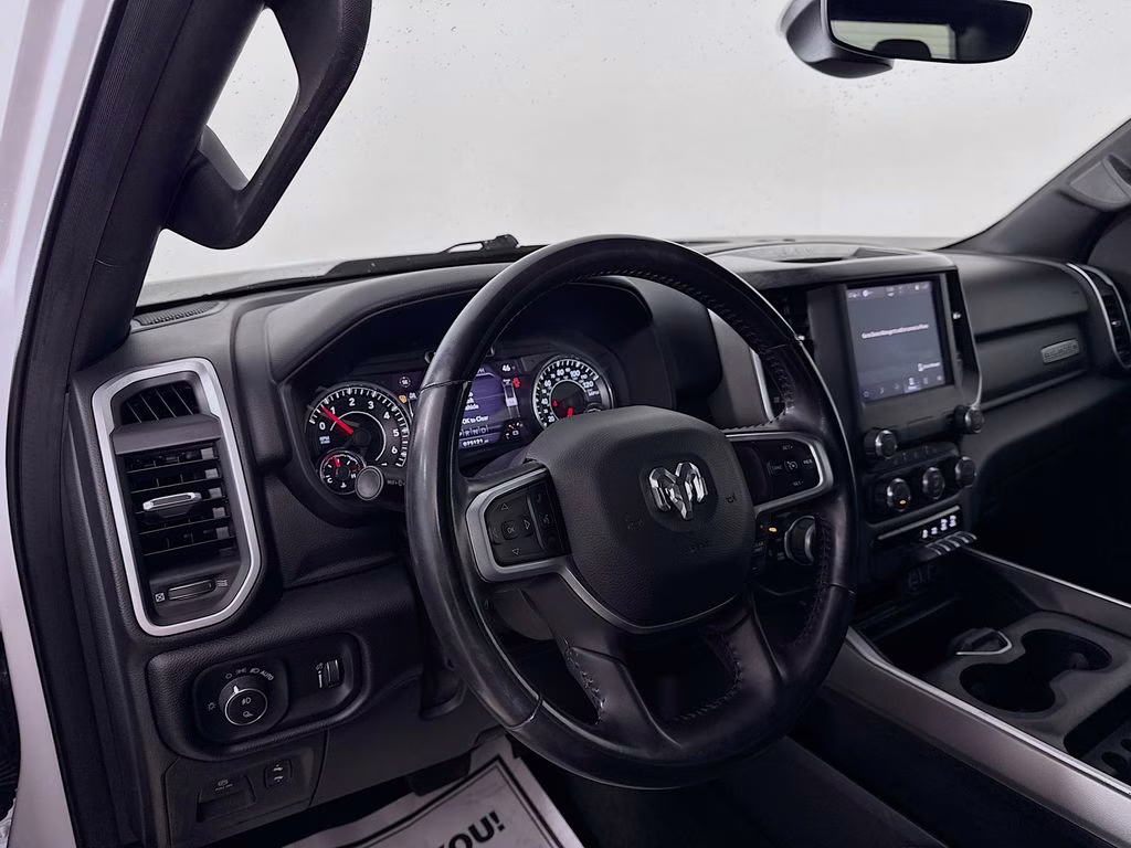 2022 Bright White Clearcoat Ram 1500 Big Horn/Lone Star 4X4 Truck