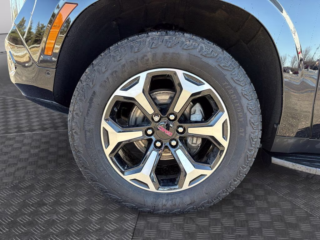 2025 Black GMC Yukon XL AT4 4X4 SUV