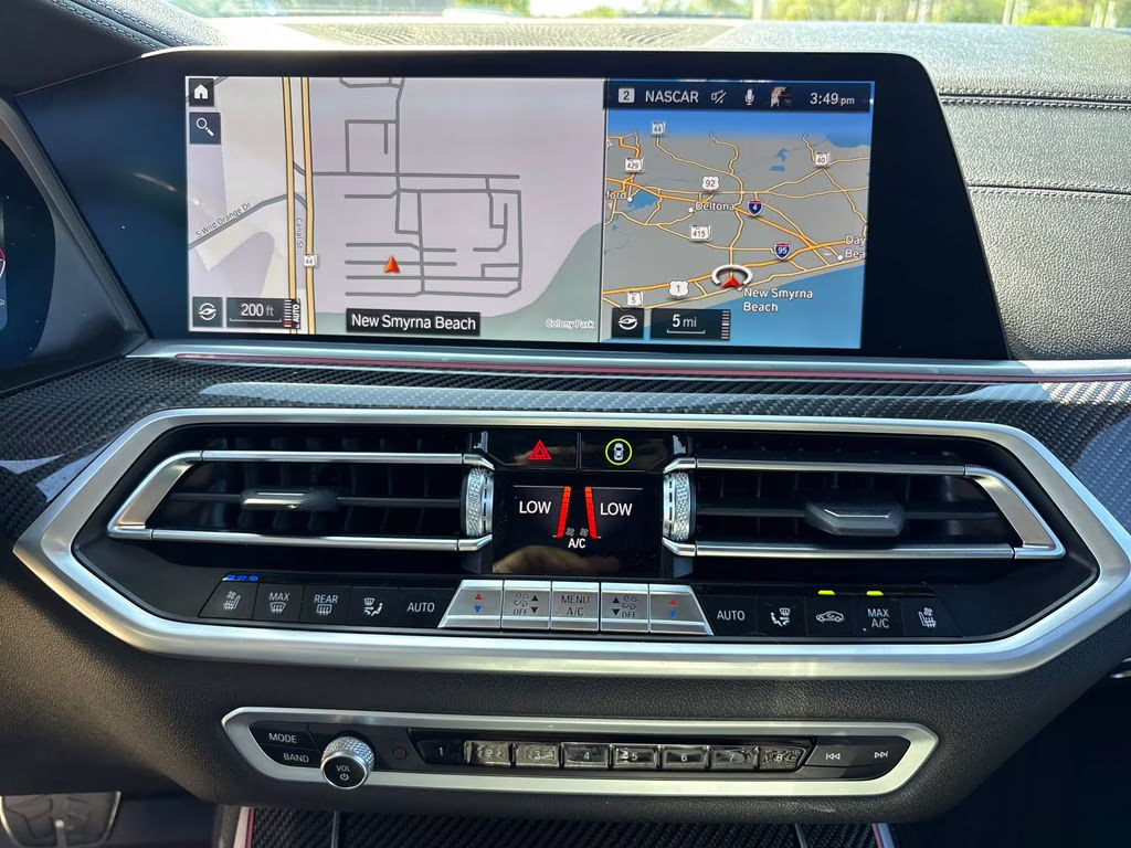 2022 Mineral White Metallic BMW X5 M50i AWD SUV