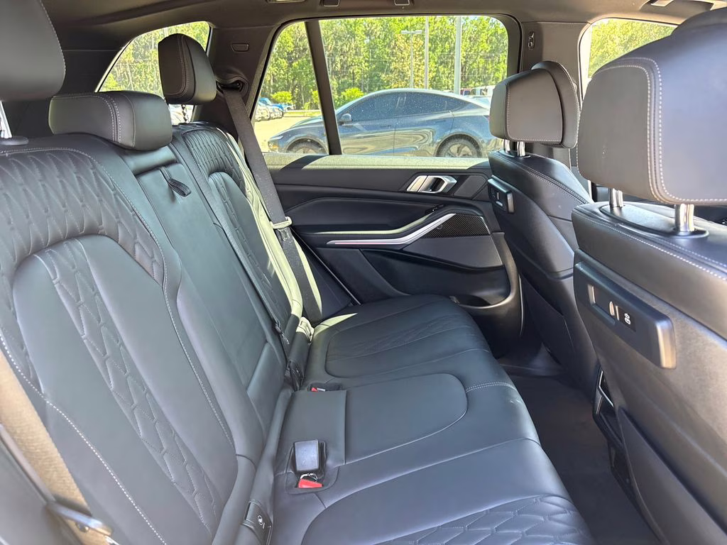 2022 Mineral White Metallic BMW X5 M50i AWD SUV