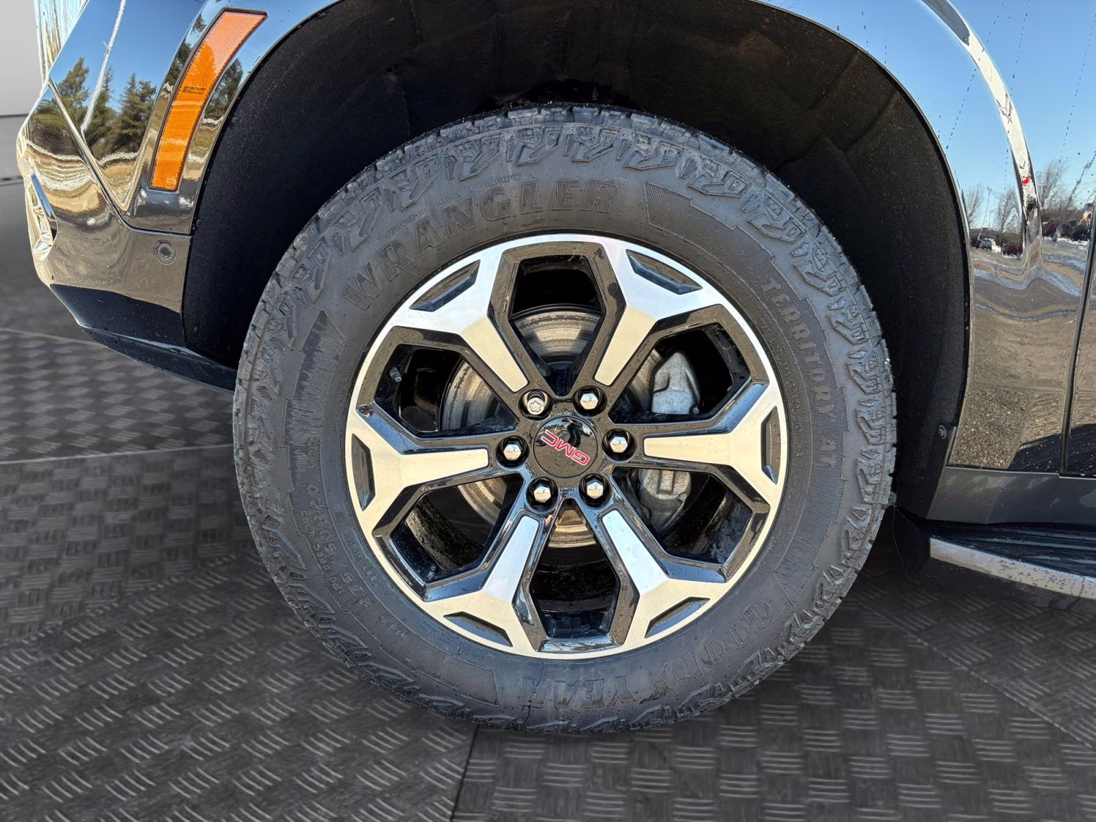 2025 Black GMC Yukon XL AT4 4X4 SUV