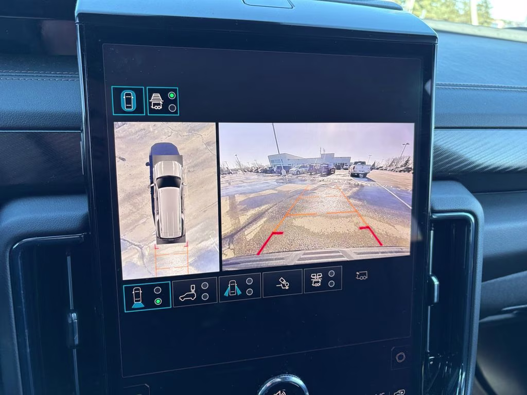 2025 Onyx Black GMC Yukon XL AT4 w/Dual Pano Roof 4X4 SUV