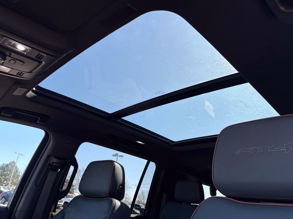 2025 Onyx Black GMC Yukon XL AT4 w/Dual Pano Roof 4X4 SUV