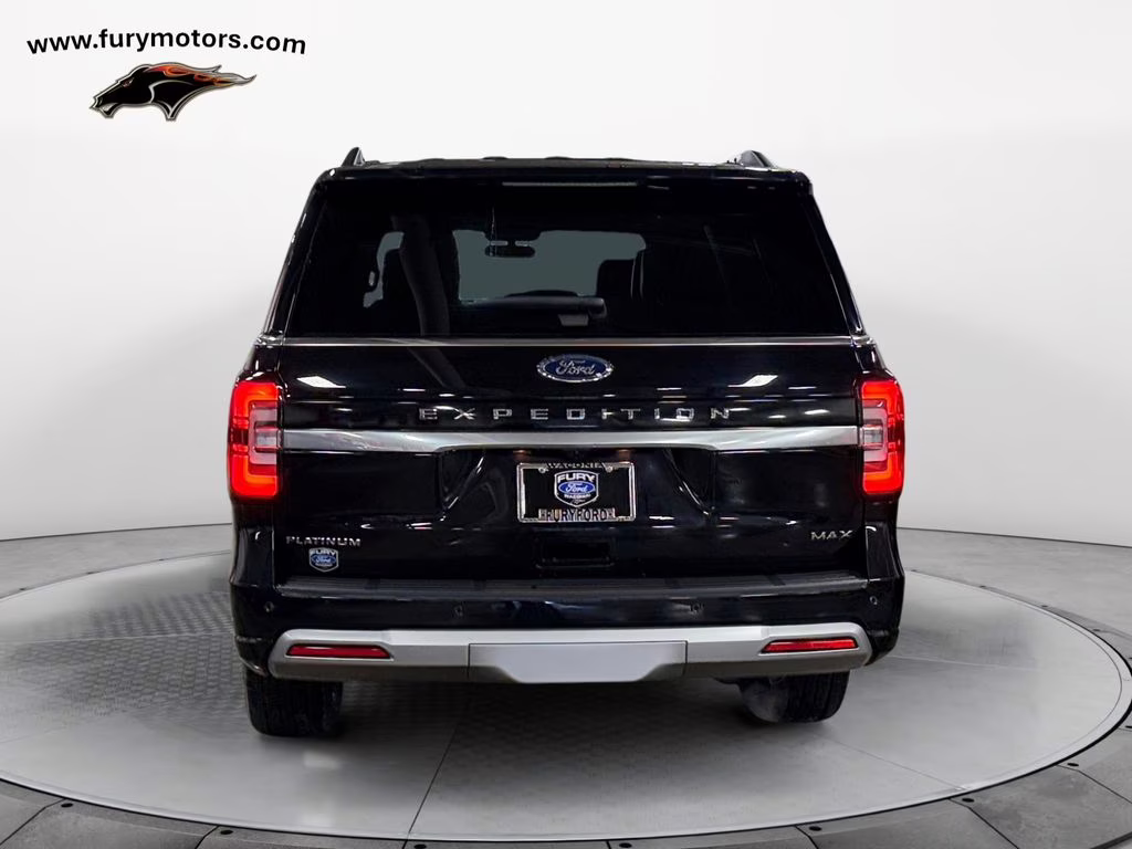 2024 Black Ford Expedition Max Platinum w/ Bluecruise & Heavy Duty Tow Pkg 4X4 SUV
