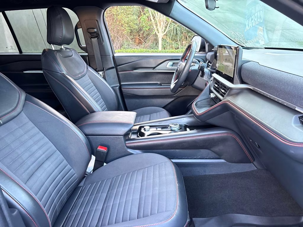 2025 Black Metallic Ford Explorer ST-Line RWD SUV