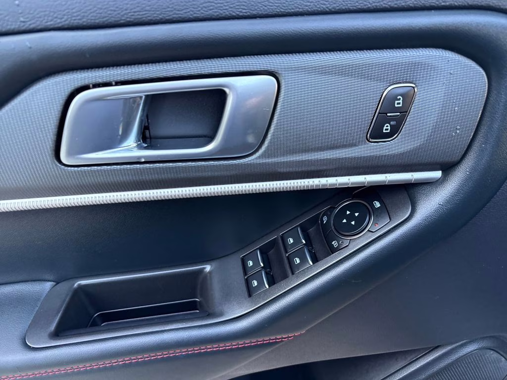 2025 Black Metallic Ford Explorer ST-Line RWD SUV