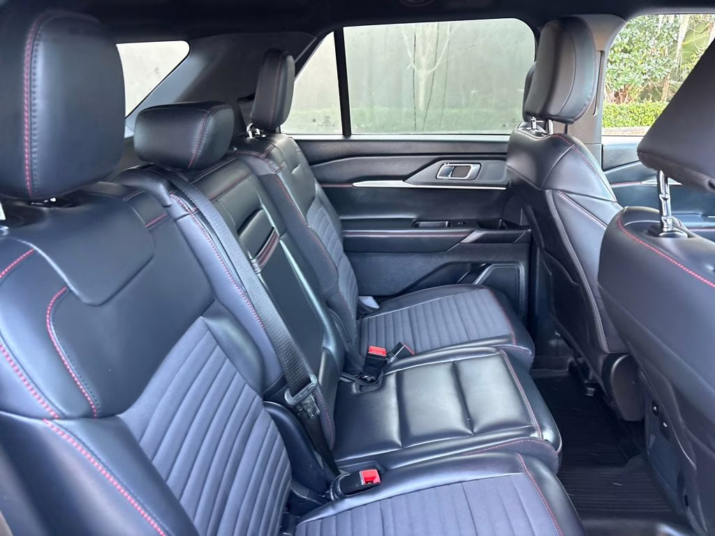 2025 Black Metallic Ford Explorer ST-Line RWD SUV