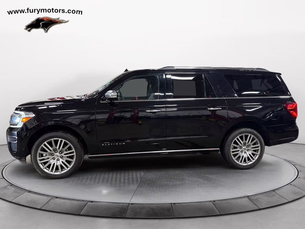 2024 Black Ford Expedition Max Platinum w/ Bluecruise & Heavy Duty Tow Pkg 4X4 SUV
