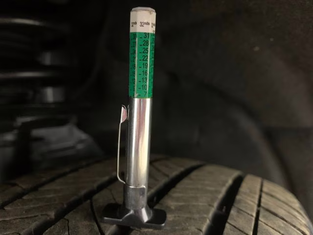 2025 Carbonized Gray Metallic Ford Escape ST-Line AWD SUV