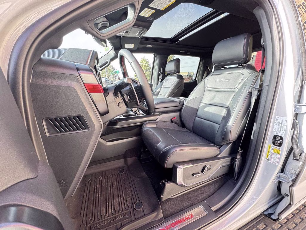 2025 White Metallic Ford F-150 Raptor 4X4 Truck