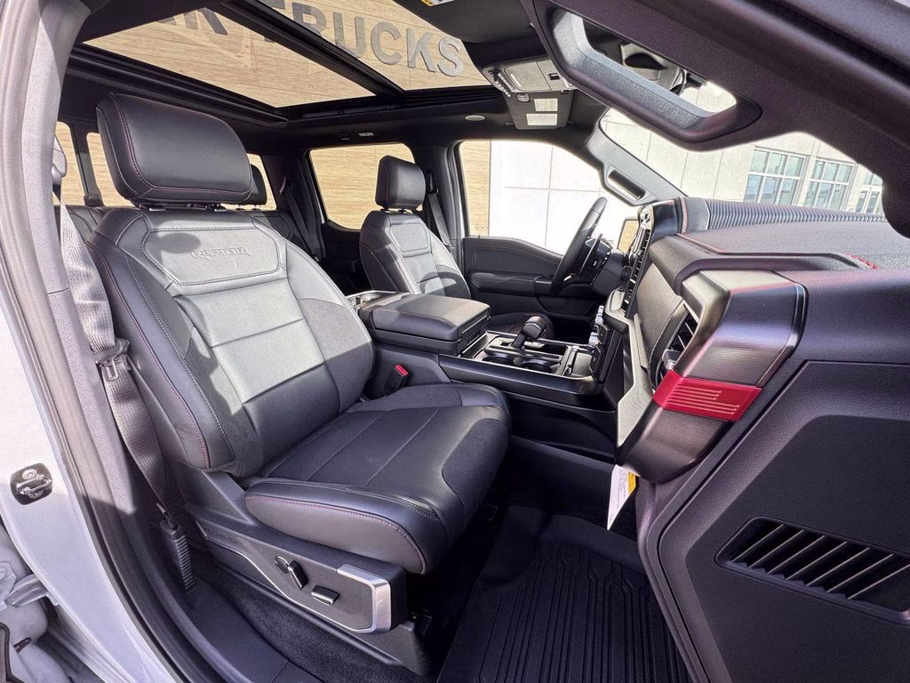 2025 White Metallic Ford F-150 Raptor 4X4 Truck