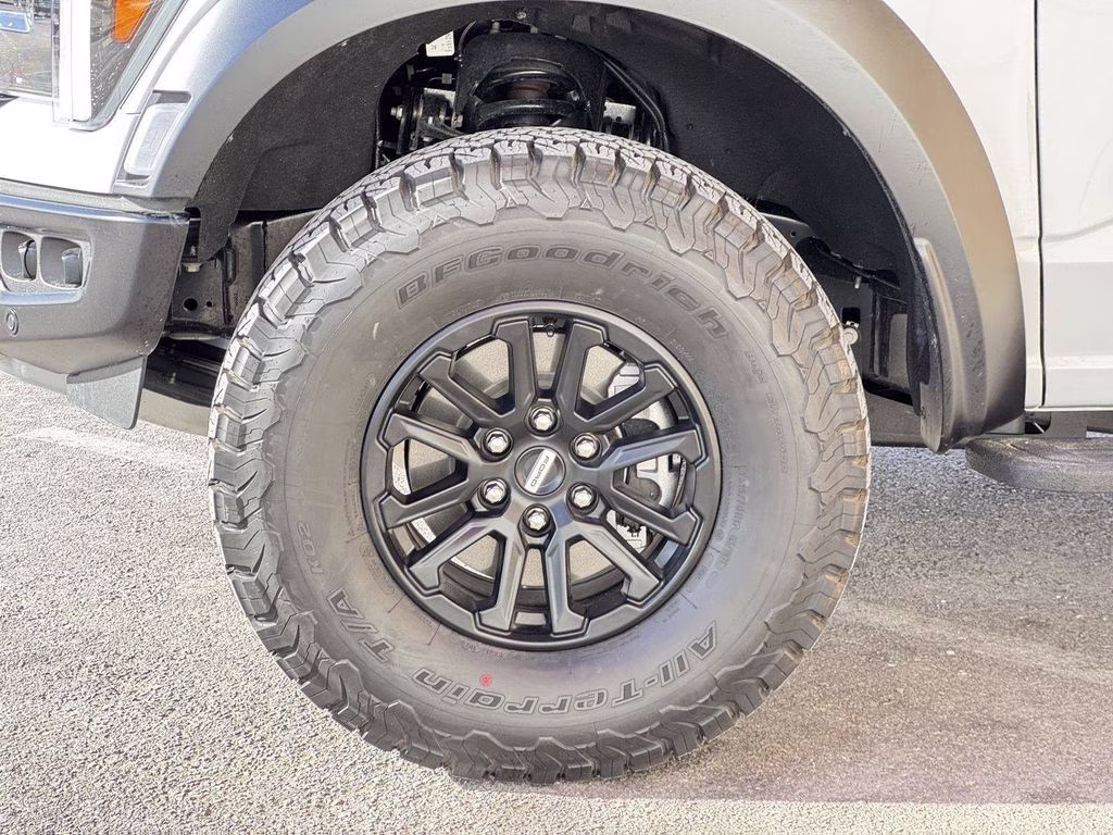 2025 White Metallic Ford F-150 Raptor 4X4 Truck